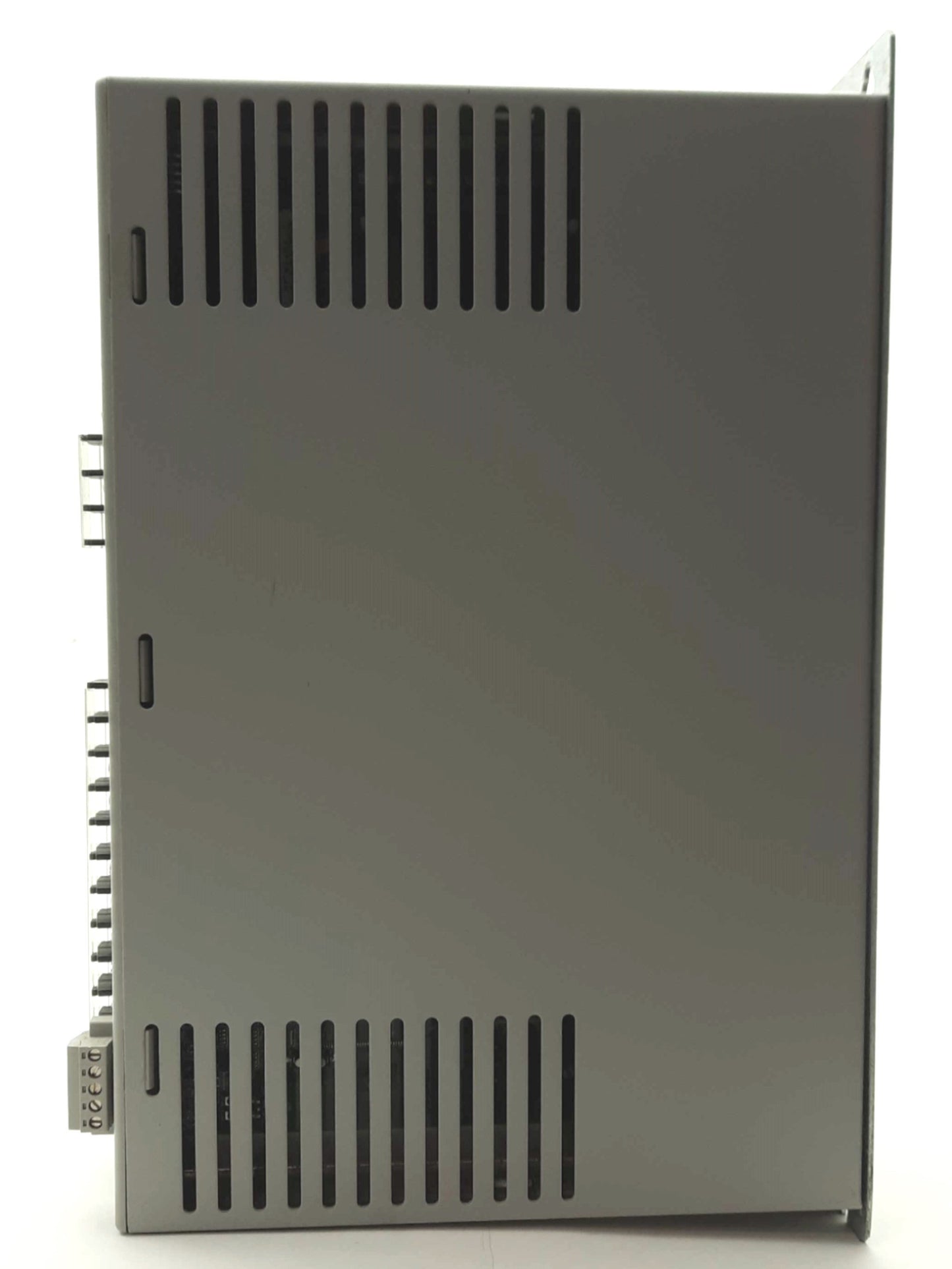 Used Allen Bradley 2098-DSD-HV050X-DN V1.52 Ultra 3000i Servo Drive 11A 3Ø 240/480V