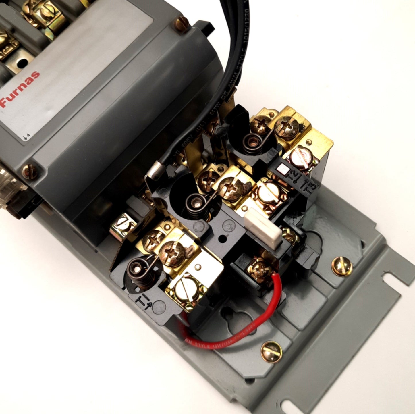 Used Siemens 22BP32A*E6 Furnas Reversing Motor Starter, 120v Coil, 600V 9A, & 75BF14