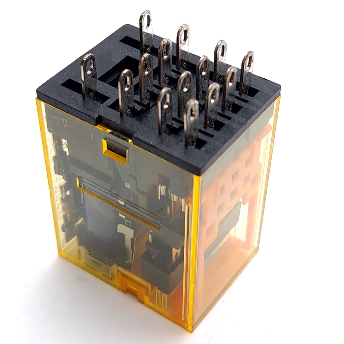 Used IDEC RU4S-C-A110 Relay, 4PDT, Coil: 110VAC, Contact: 6A 250VAC 30VDC