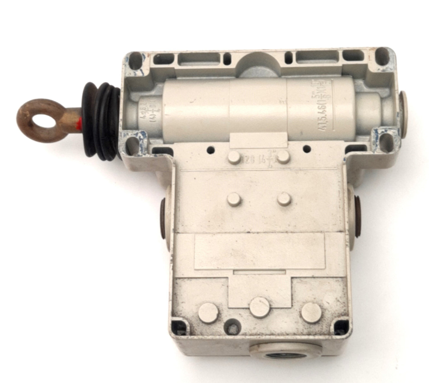 Used Telemecanique XY2CE1A150 Latching E-Stop Rope Pull Switch, NO+NC, 240vAC/250vDC