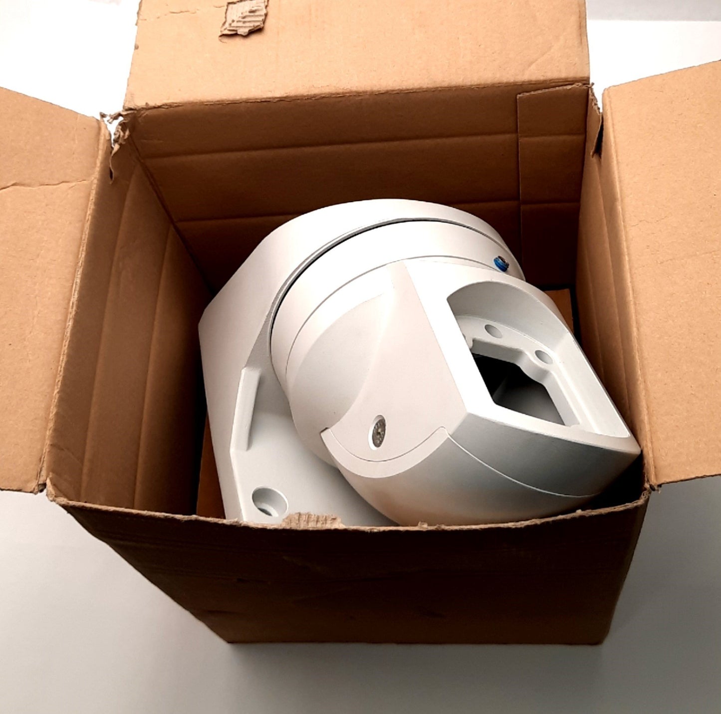 New – Open box Saginaw Controls SCE-SA310IJ Intermediate Joint, 310 Degree Swivel, NEMA Type 12