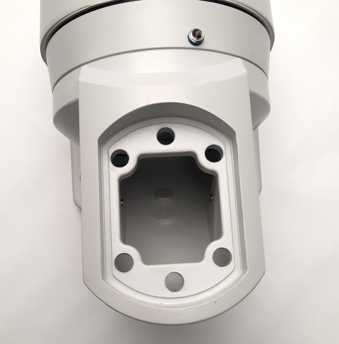 New – Open box Saginaw Controls SCE-SA310IJ Intermediate Joint, 310 Degree Swivel, NEMA Type 12