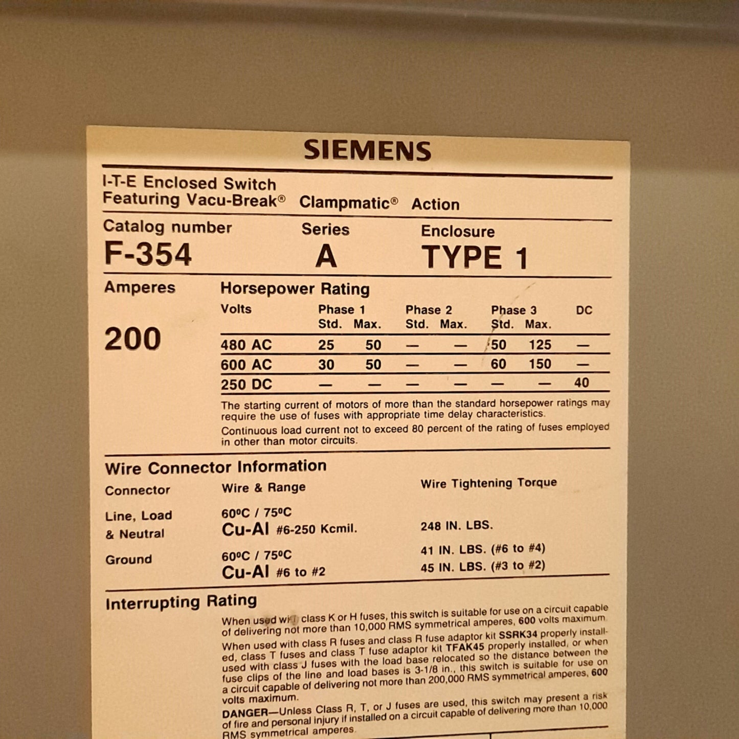 Used SIEMENS F-354 Heavy Duty Enclosed Switch 600VAC 250VDC 3-Pole 3 Phase 9" Wide