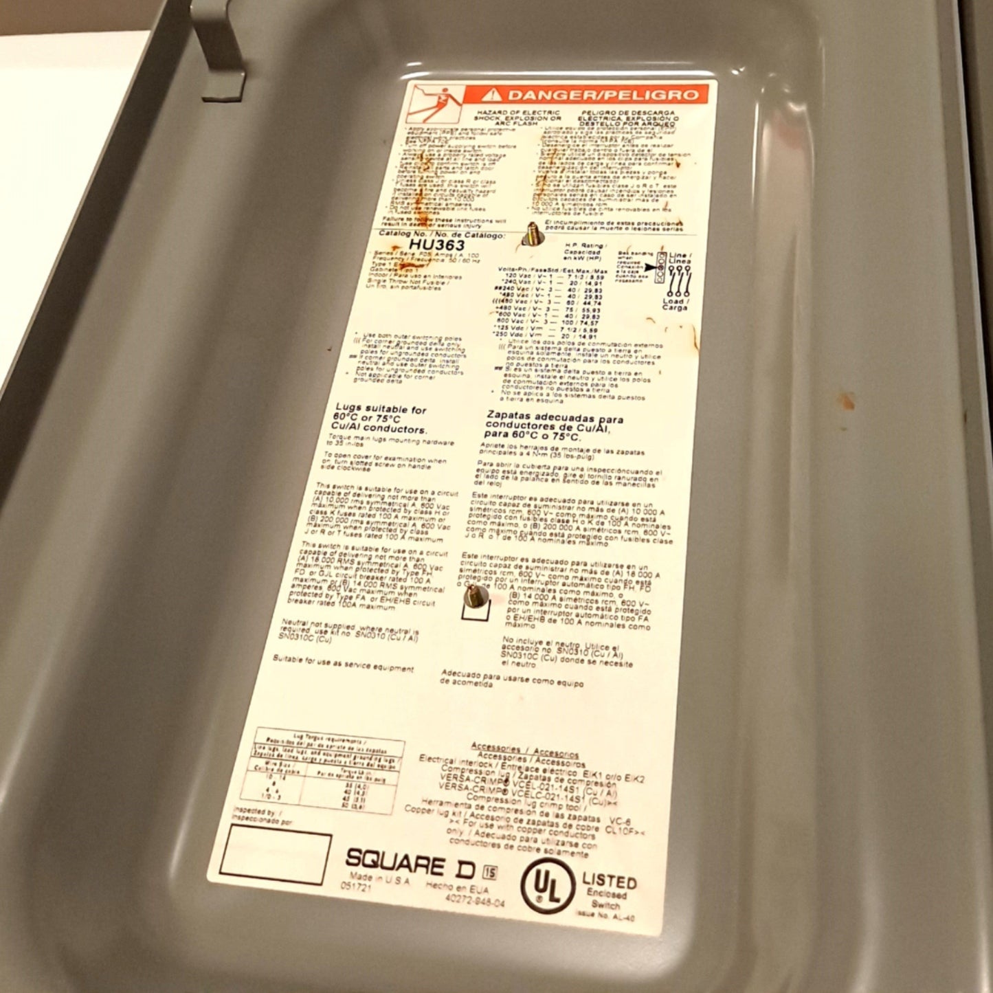 New Square D HU363 Safety switch W/ Enclosure,100A, 3 poles, 100hp, 600VAC/DC