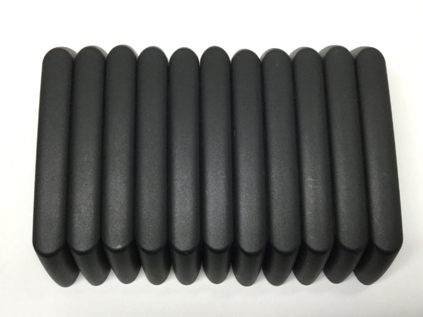 New – Open box Lot of 11 Elesa 137901 Black Matte Plastic Bridge Pull Handles, 88mm Center, M5