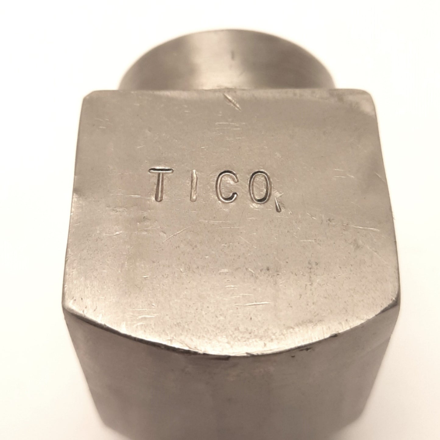 Used Tico Titanium Inc 3000# Threaded Elbow Fitting, 1/4" NPT, 90 Degrees, GR-2