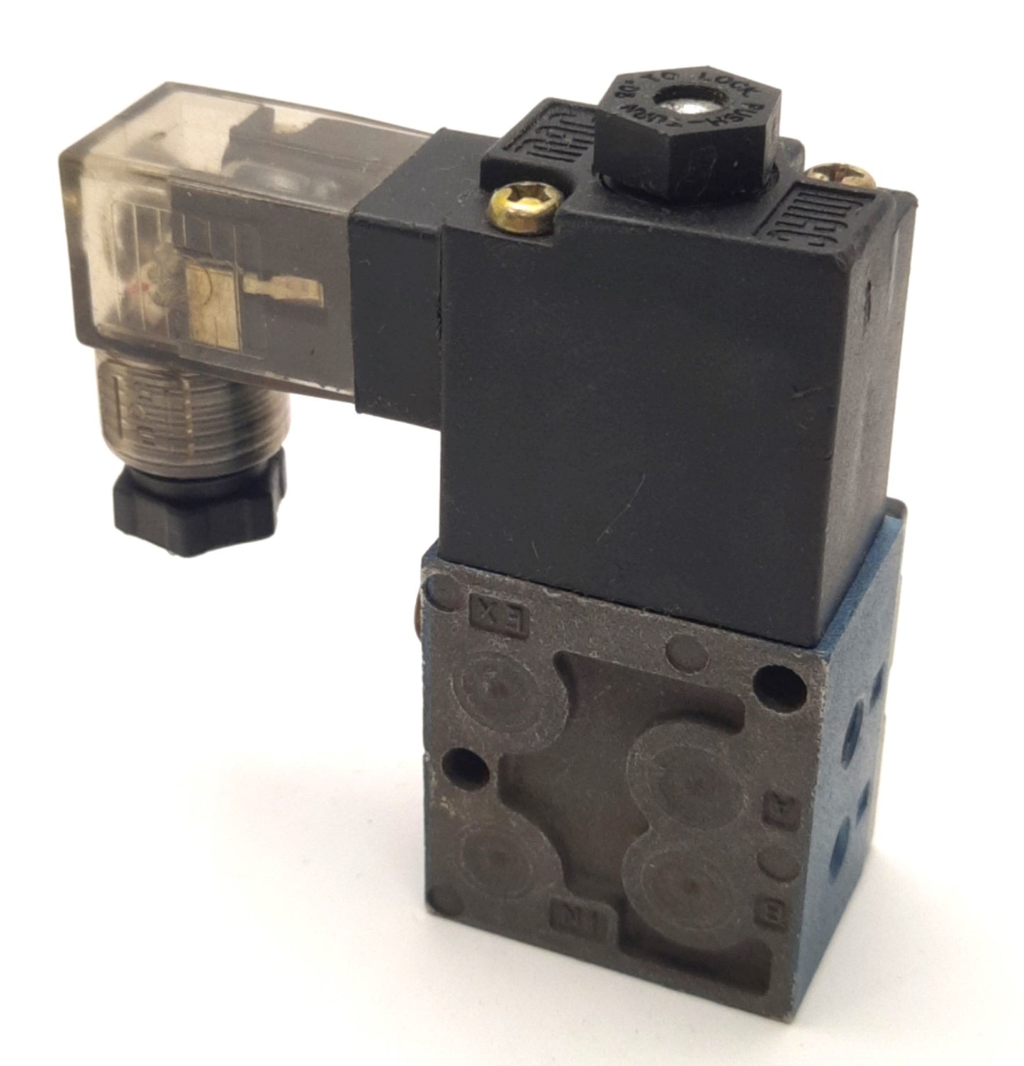 Used Mac Valves 45A-AB1-DDAJ-2KE Solenoid Valve, 2-Position 4-Port, 24VDC, Vac-120psi
