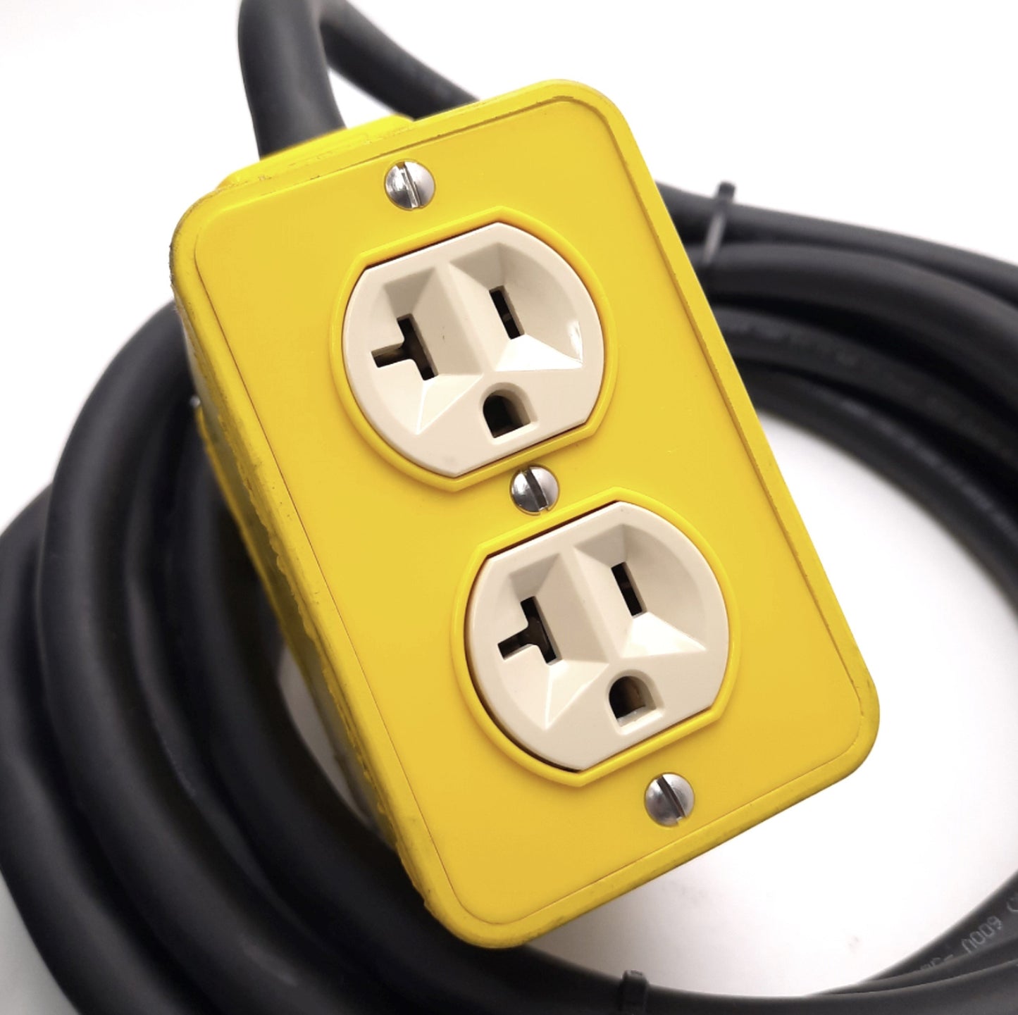 Used Woodhead 3000-10 Junction Box Wired to 20A Twist Lock 19' Water Resistant Cable