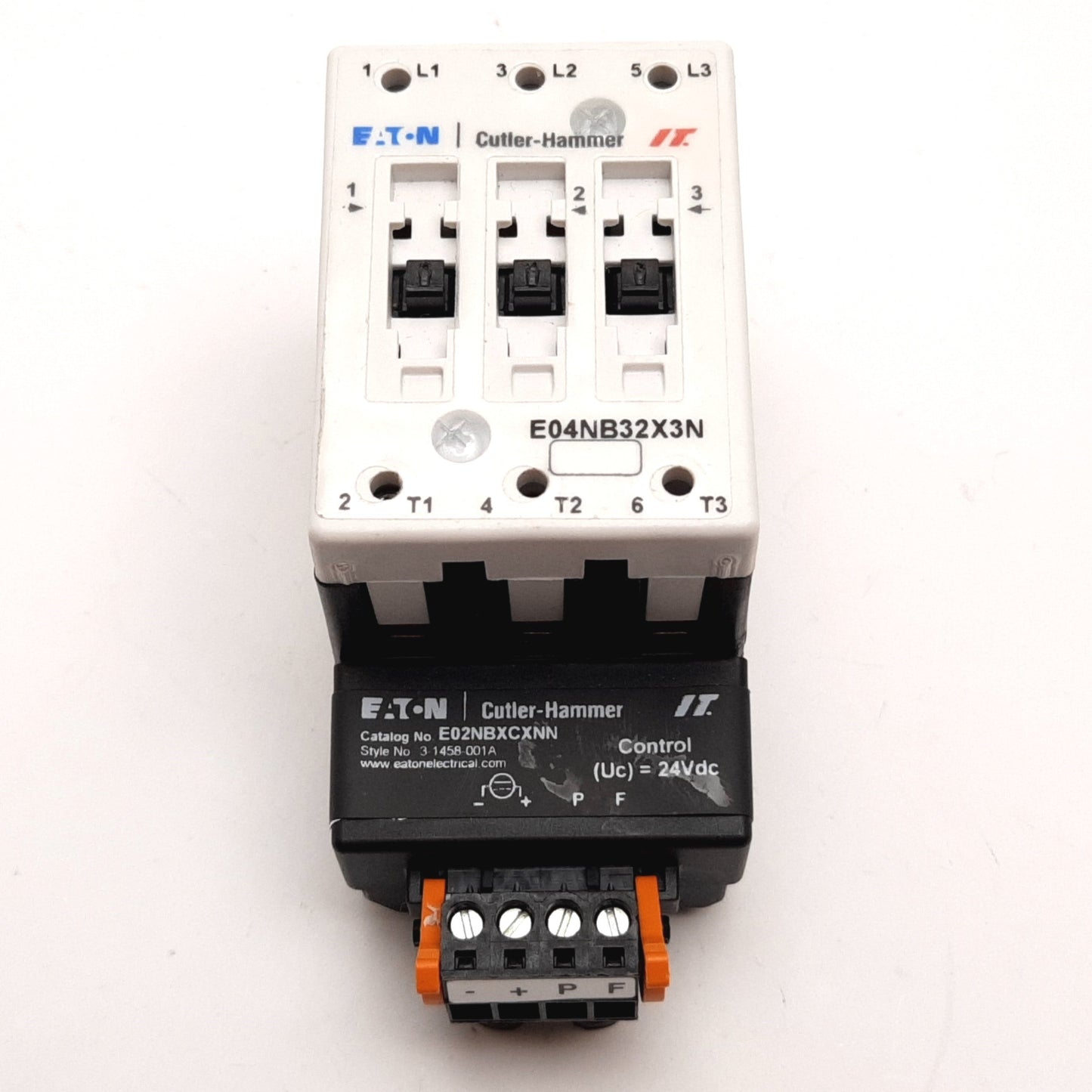 Used Eaton E04NB32X3N Contactor 24VDC Coil, 3-Pole 600VAC 32A w/E02NBXCXNN Controller