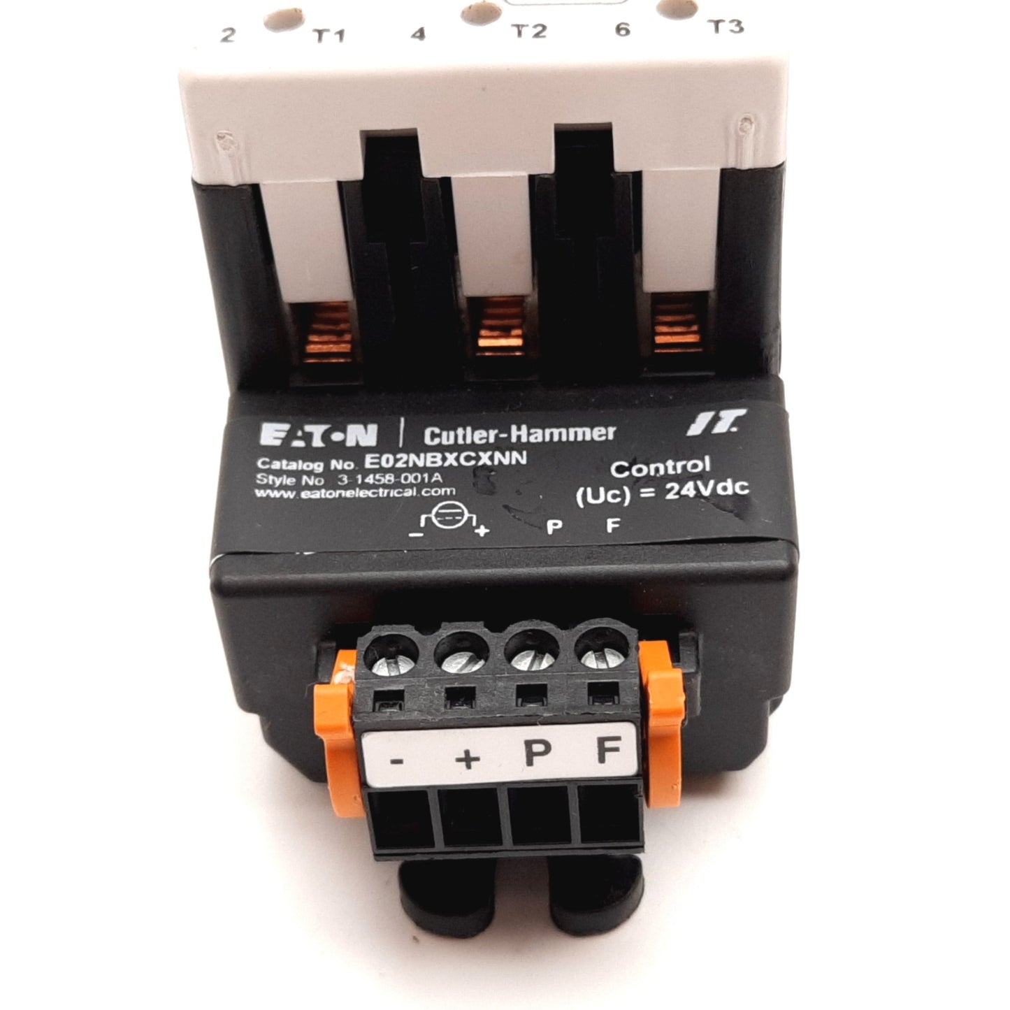 Used Eaton E04NB32X3N Contactor 24VDC Coil, 3-Pole 600VAC 32A w/E02NBXCXNN Controller