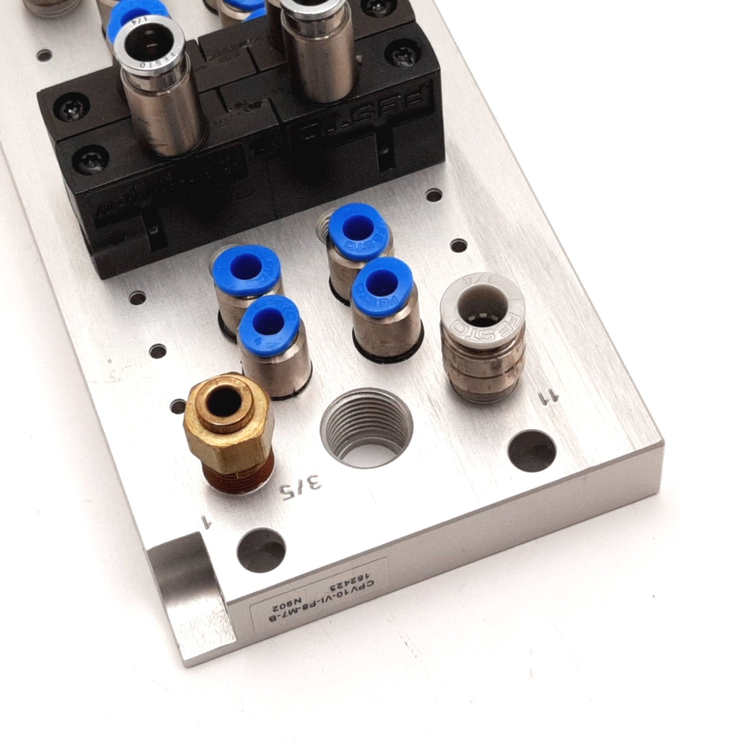 Used Festo CPV10-VI-P8-M7-B 152423 Solenoid Manifold Multi Connector Plate