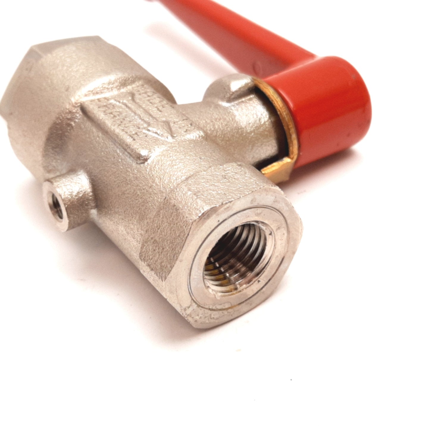Used Legris 0489 07 14 Vented Brass Ball Valve, Ports: 1/4" NPT, Vent: M5x0.8
