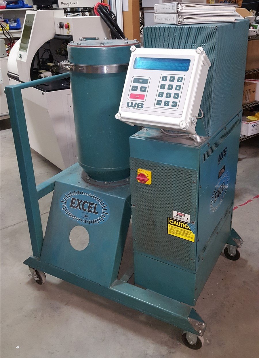 Used Walton Stout XL-30 Excel 30 Desiccant Parts/Plastics/Material Dryer Hopper 230V