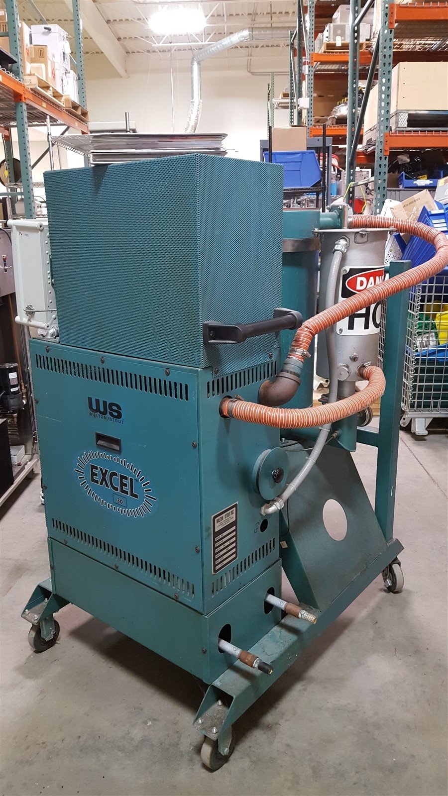 Used Walton Stout XL-30 Excel 30 Desiccant Parts/Plastics/Material Dryer Hopper 230V