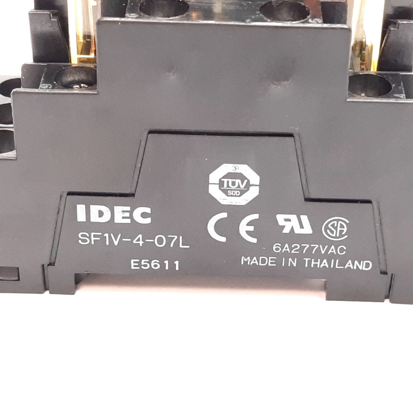 Used Idec RF1V-A1BL-D24 Relay, 4-Pole 3x N/O 1x N/C, Coil: 24VDC, Rating: 6A 250VAC