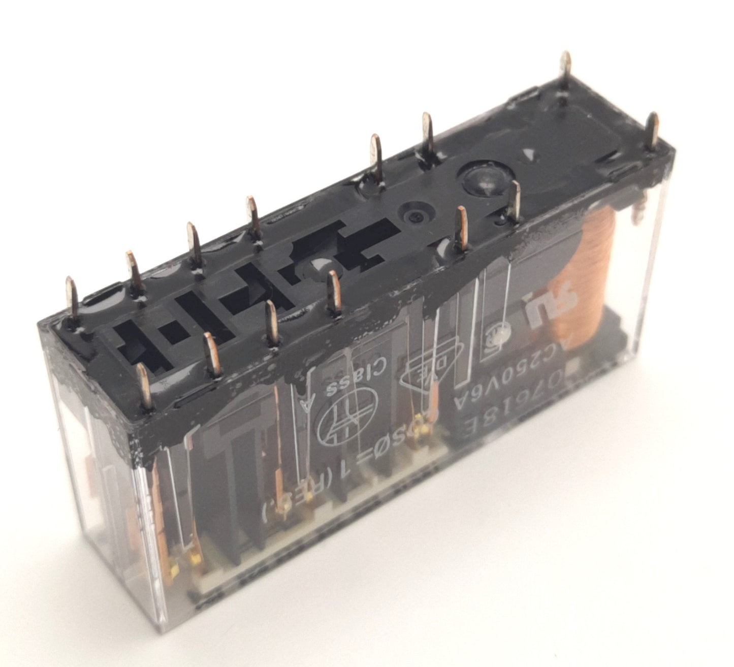 Used Omron G7SA-4A2B Safety Relay 6-P, 4-PST-NO/DPST-NC, Control Voltage: 24VDC 6A
