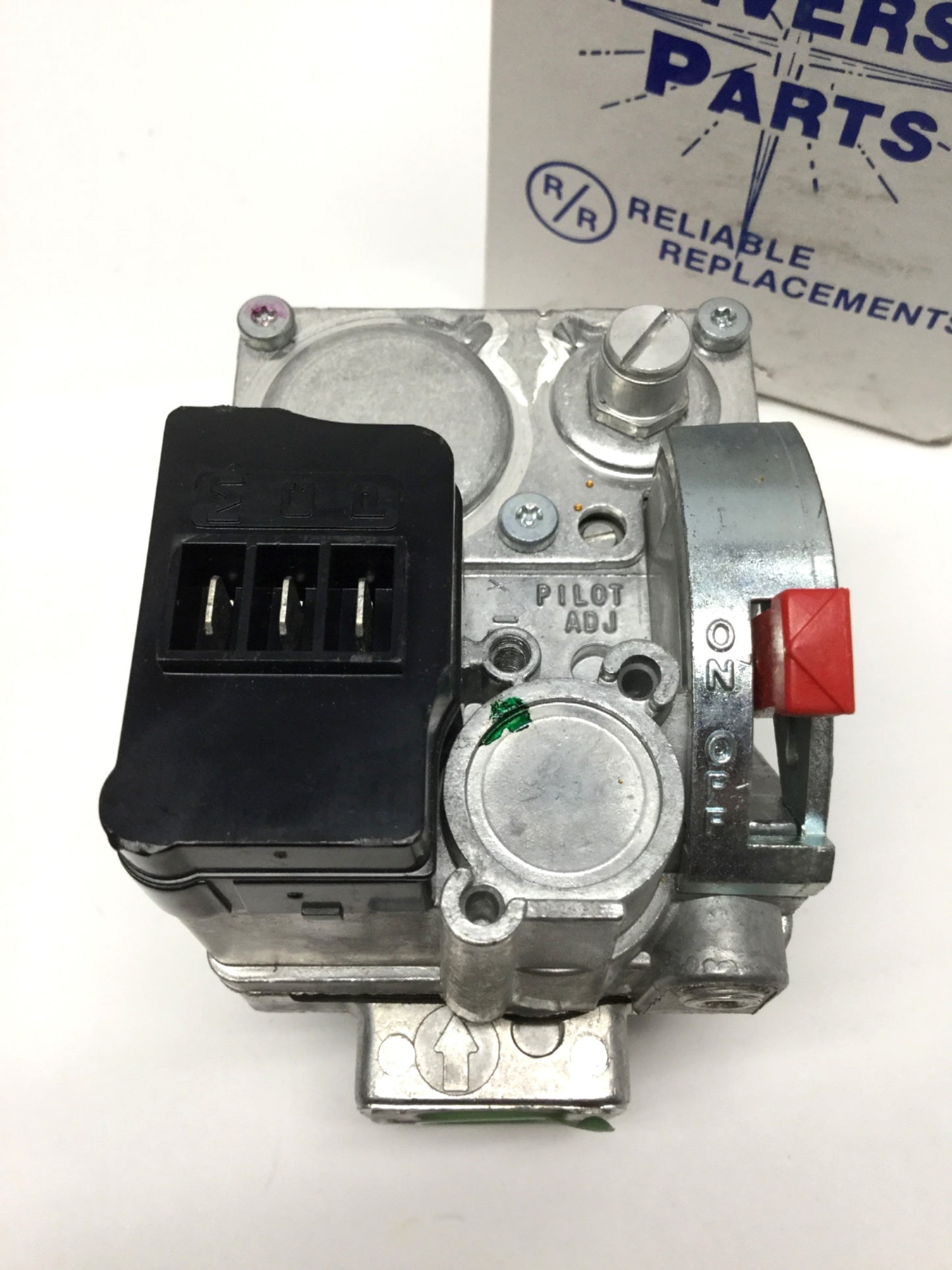 New – Open box Robertshaw Rheem 7E2-DB5-029 60-42462-02 Ignition Gas Valve 24VAC, 150,000BTU/hr