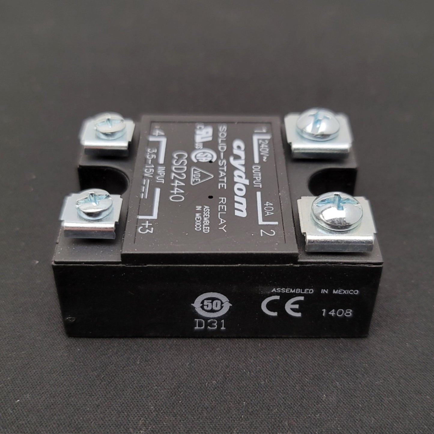 New Crydom CSD2440 Solid State Relay Control: 3.5-15VDC, Output: 240VAC 40A