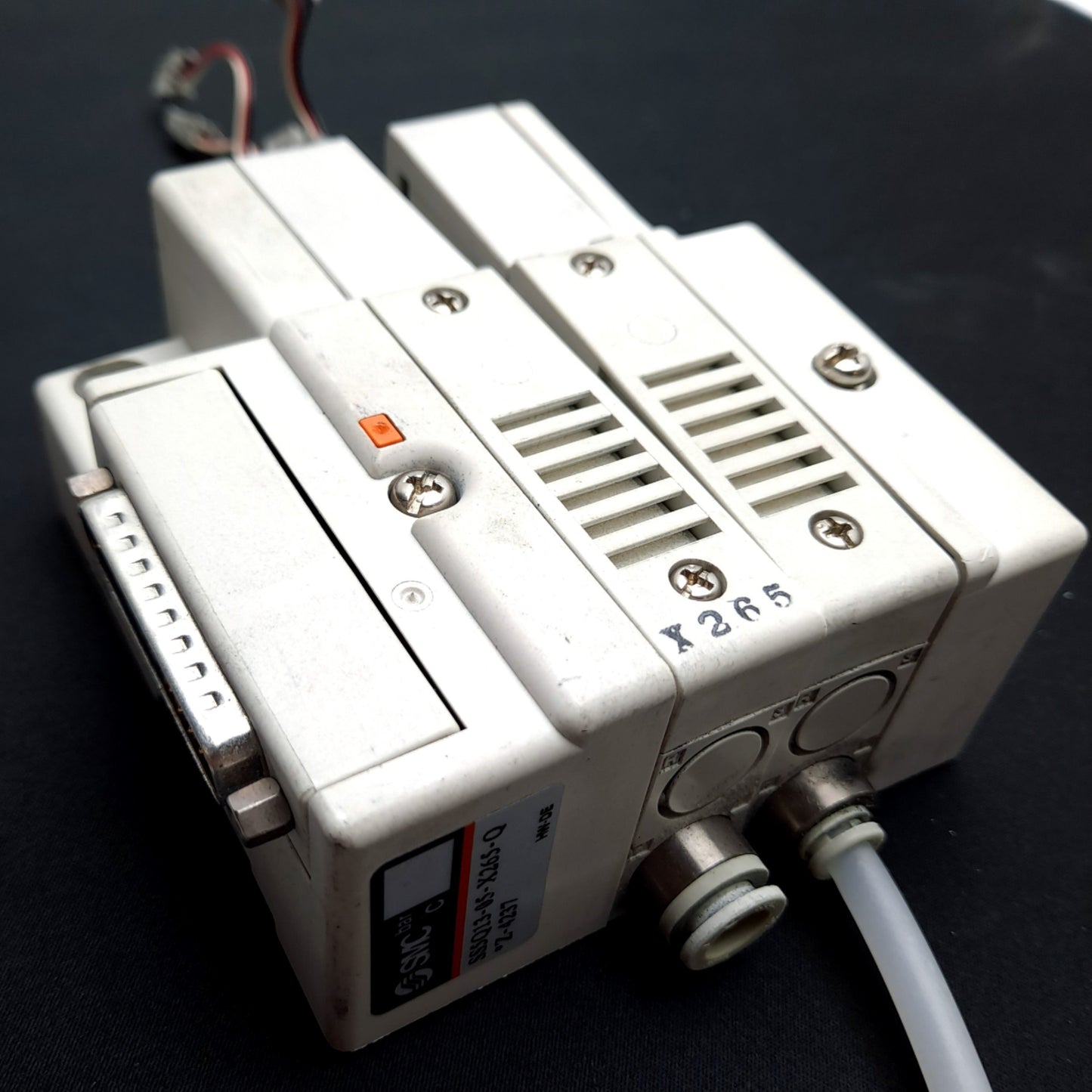 Used SMC SS5Q13-05-X265-Q Manifold Assembly, 5-Stations, DIN Rail OR Direct Mount
