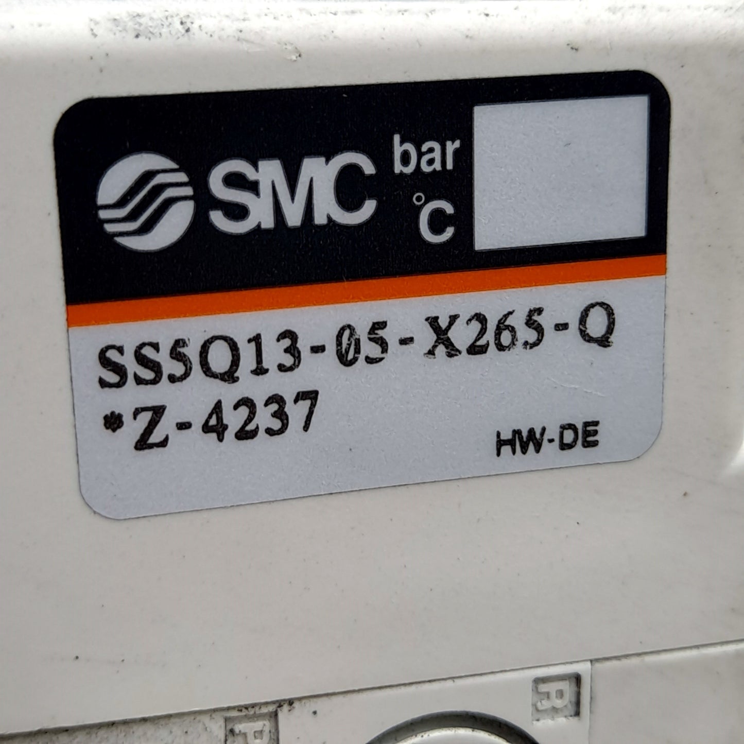 Used SMC SS5Q13-05-X265-Q Manifold Assembly, 5-Stations, DIN Rail OR Direct Mount