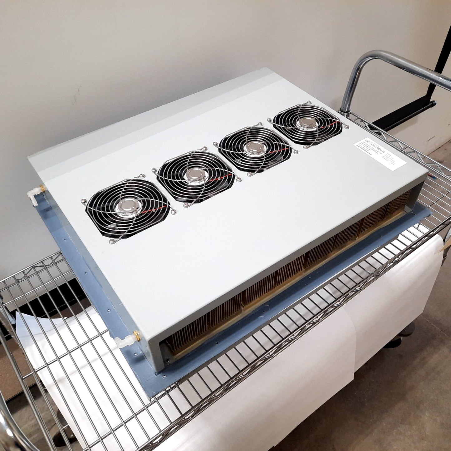 Used EIC AAC-161-4XT Enclosure Cooling 3200BTU Thermoelectric Air Conditioner 240VAC