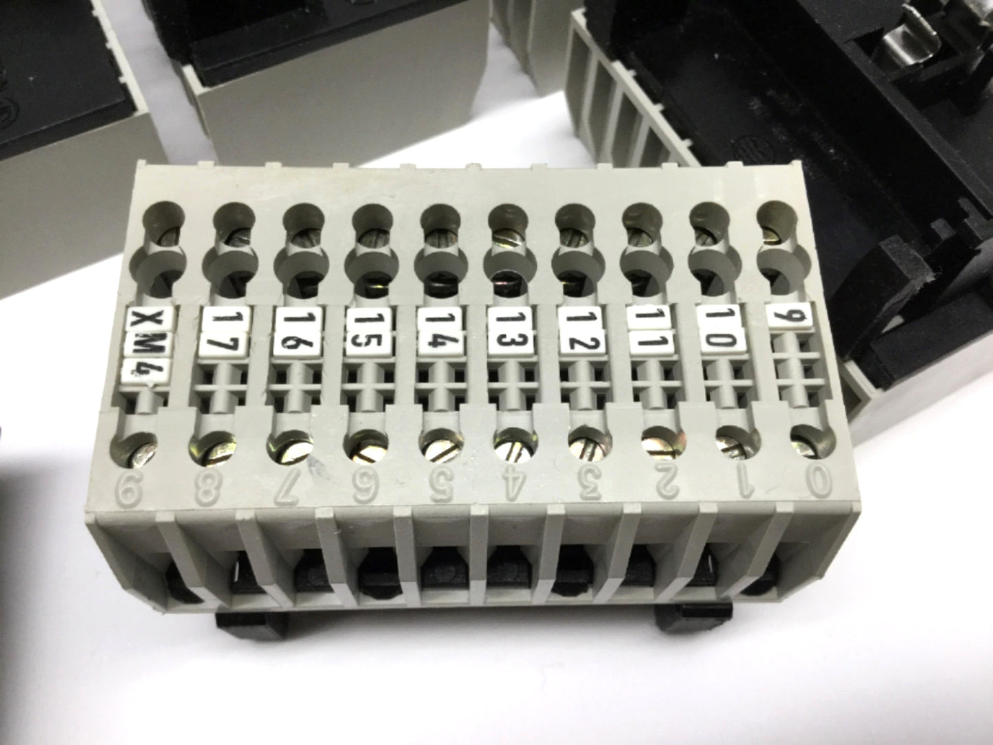 Used Lot of 7 Schneider DB6CD110 Through Terminal Blocks 10-Pole, 600V 30A, 20-12AWG