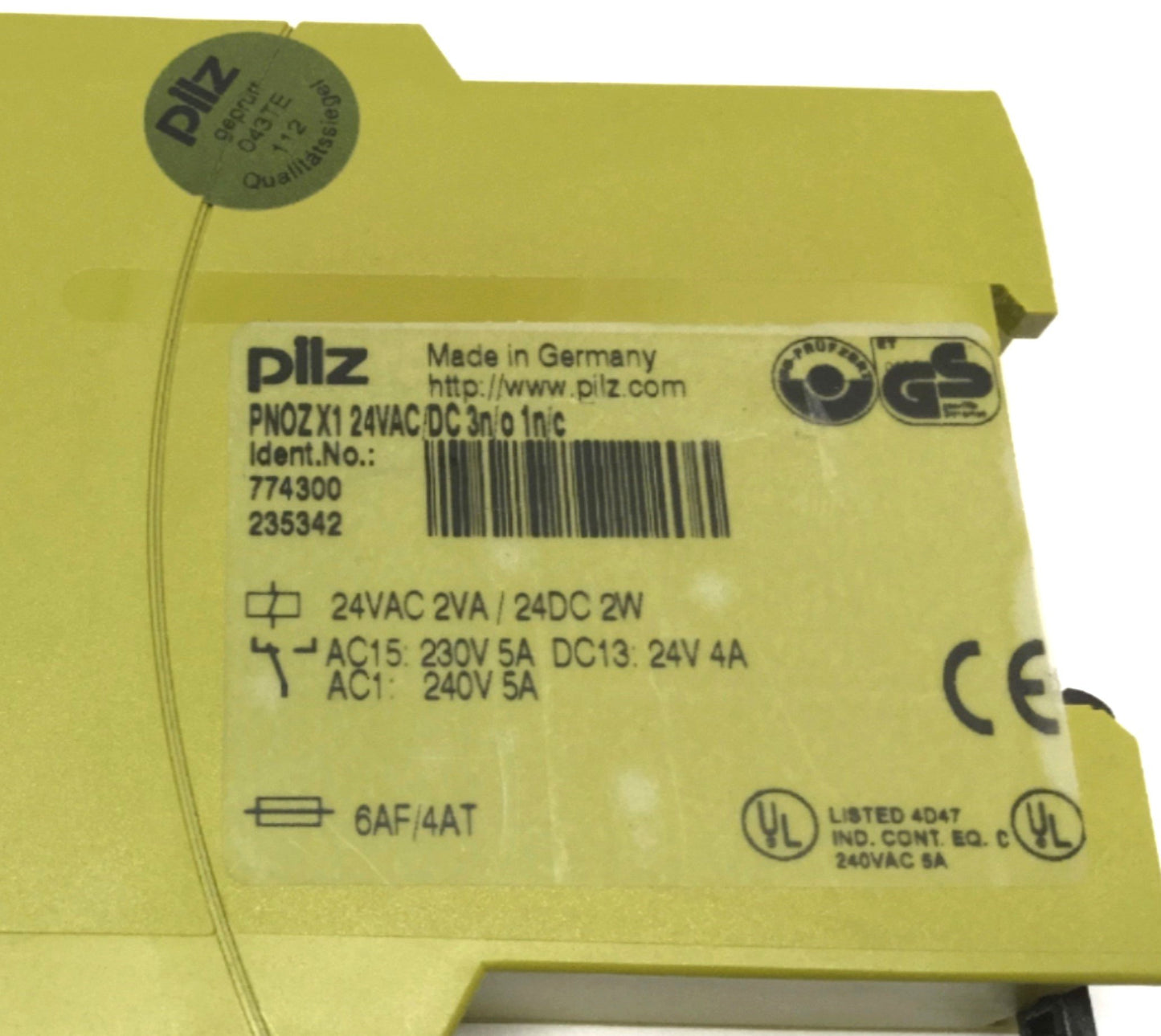 Used Pilz PNOZ 774300 Emergency Stop Safety Relay, 3x NO 1x NC Contacts, 24VAC/DC