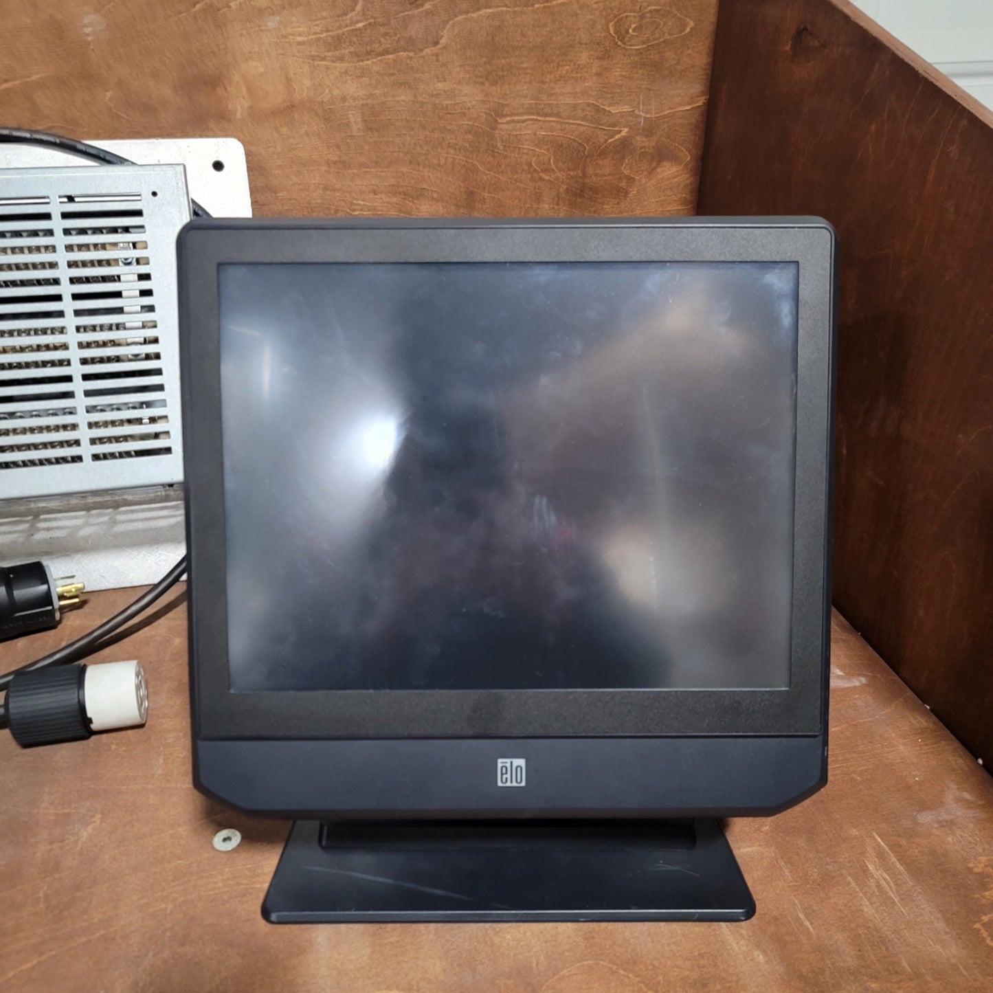 Used VST TS300-4242-VL Transportation Simulator 42"x42" Table 0.1-5Hz 300lb Capacity