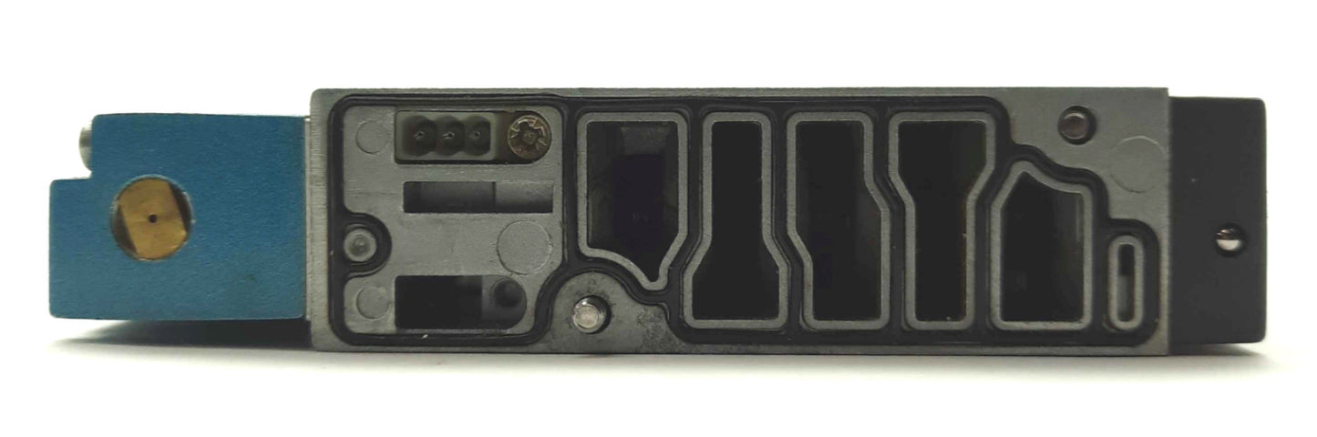 Used MAC 92B-AAB-BJA-DM-DDAP-1DN Solenoid Piloted Valve 5-Ports 2-Pos 120PSI 24VDC