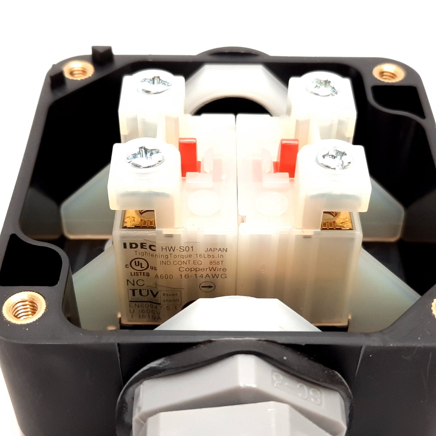 New Idec HW1X-BV402-R E-Stop & Enclosure 2x N/C 600V 10A 2.75"W x 2.75"L x 2.25"D