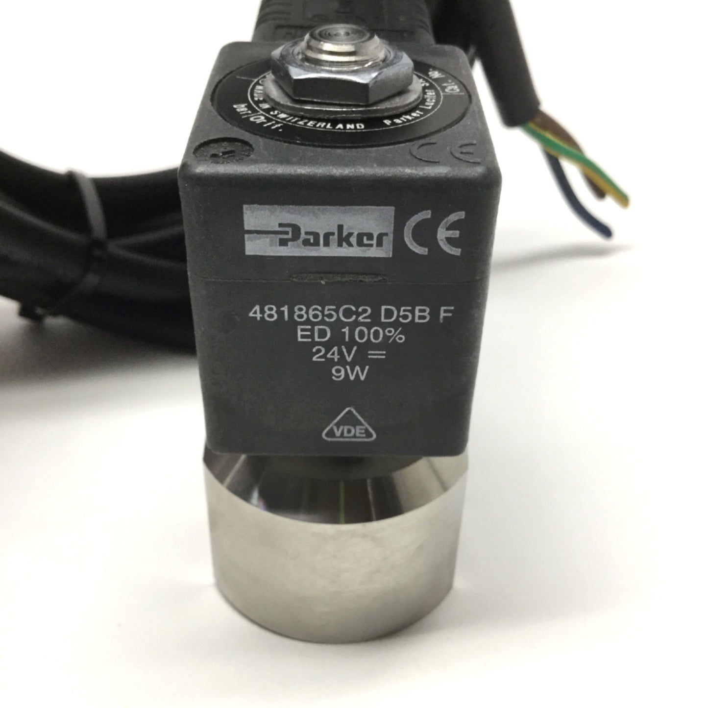 Used Parker 121V5306 481865C2 Stainless Solenoid Valve 24VDC Coil, 2-Way NC, 0-100psi