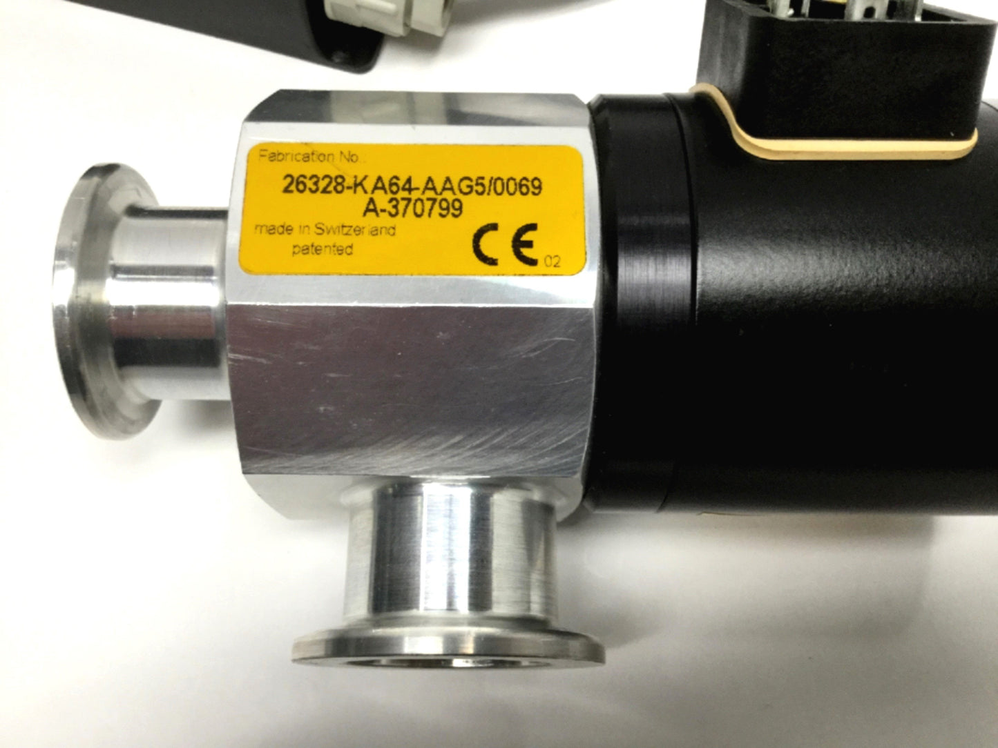 Used VAT Alcatel 26328-KA64-AAG5 Solenoid Vacuum Angle Valve, 180-260VAC, DN25 ISO-KF