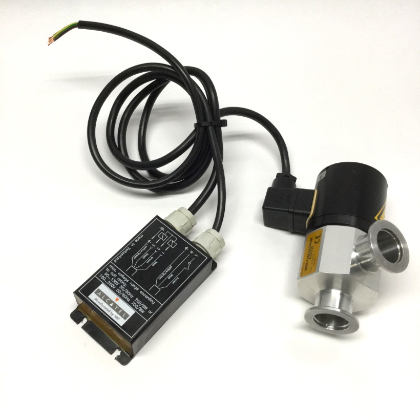 Used VAT Alcatel 26328-KA64-AAG5 Solenoid Vacuum Angle Valve, 180-260VAC, DN25 ISO-KF