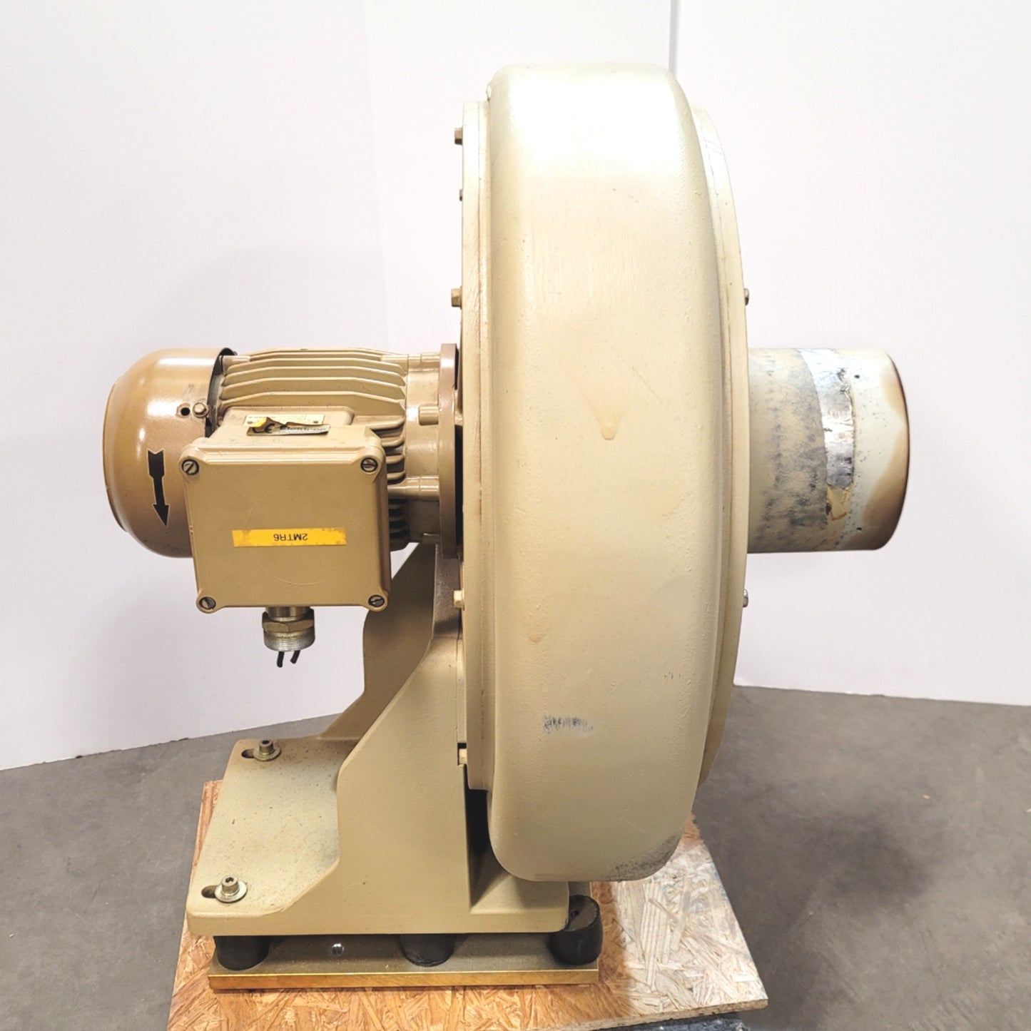 Used Elektor RD64 Medium Pressure Radial Blower 277/480VAC 3-Ph, 1.5 kW, 35m³/min