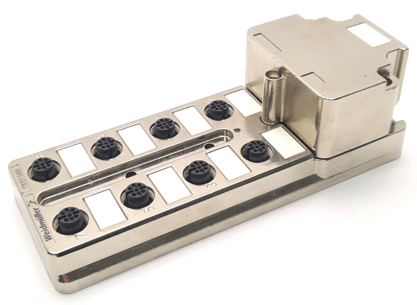 New – Open box Weidmüller 1783510000 Actuator Distributor, 8 Sockets, 24V DC SAI-8-MMS 5P M12