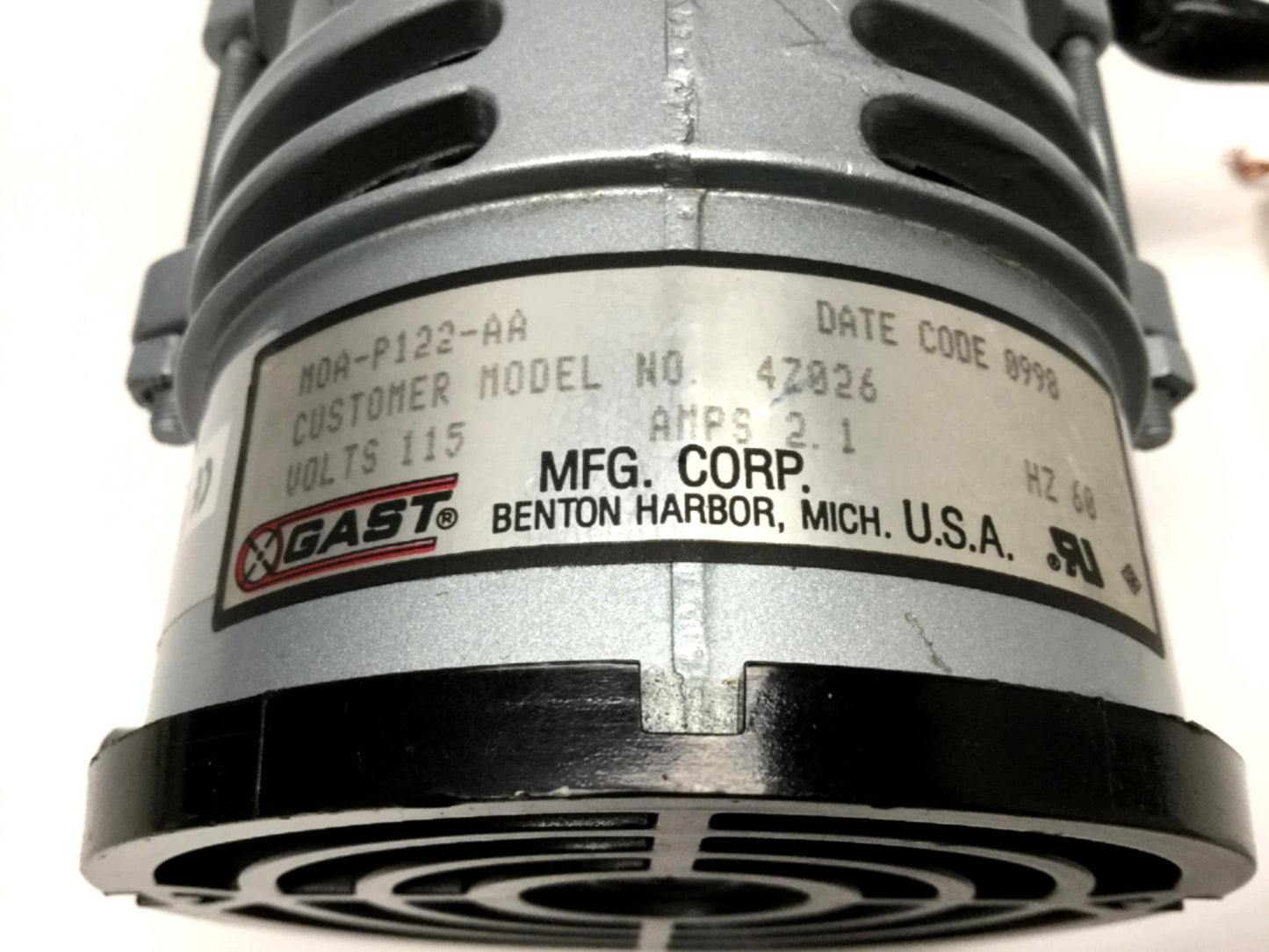 Used Gast MOA-P122-AA Diaphragm Compressor Vacuum Pump 1/16HP, 115VAC 60Hz