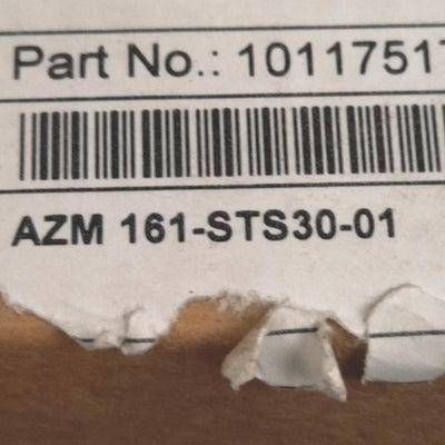 New – Open box Schmersal AZM161STS30-01 Interlock Door Handle, Emergency, Right Hinge, 15,000 N