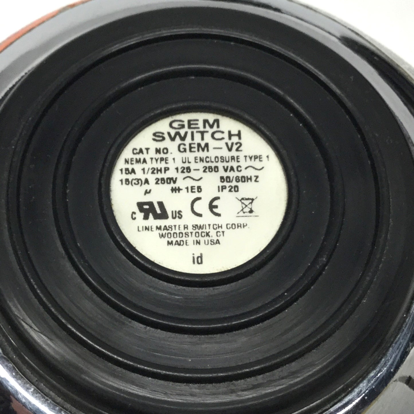 Used Linemaster GEM-V2 Omnidirectional Foot Switch SPDT Momentary, 125-250VAC 15A