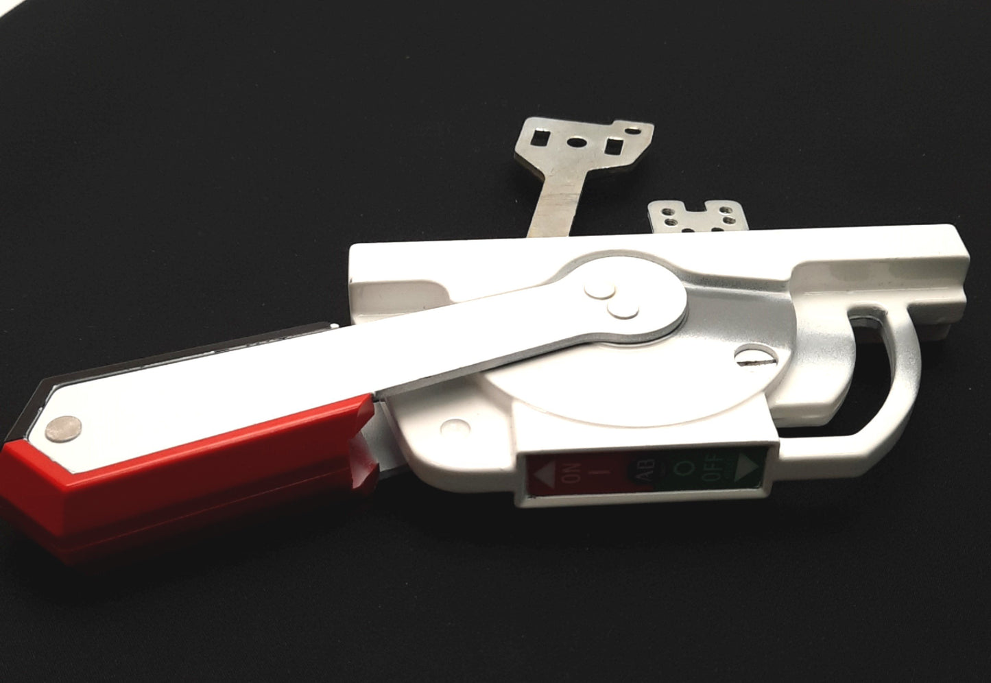 Used Allen Bradley 1494F-M1 A Disconnect Handle For Switch & Breaker, NEMA 0-4