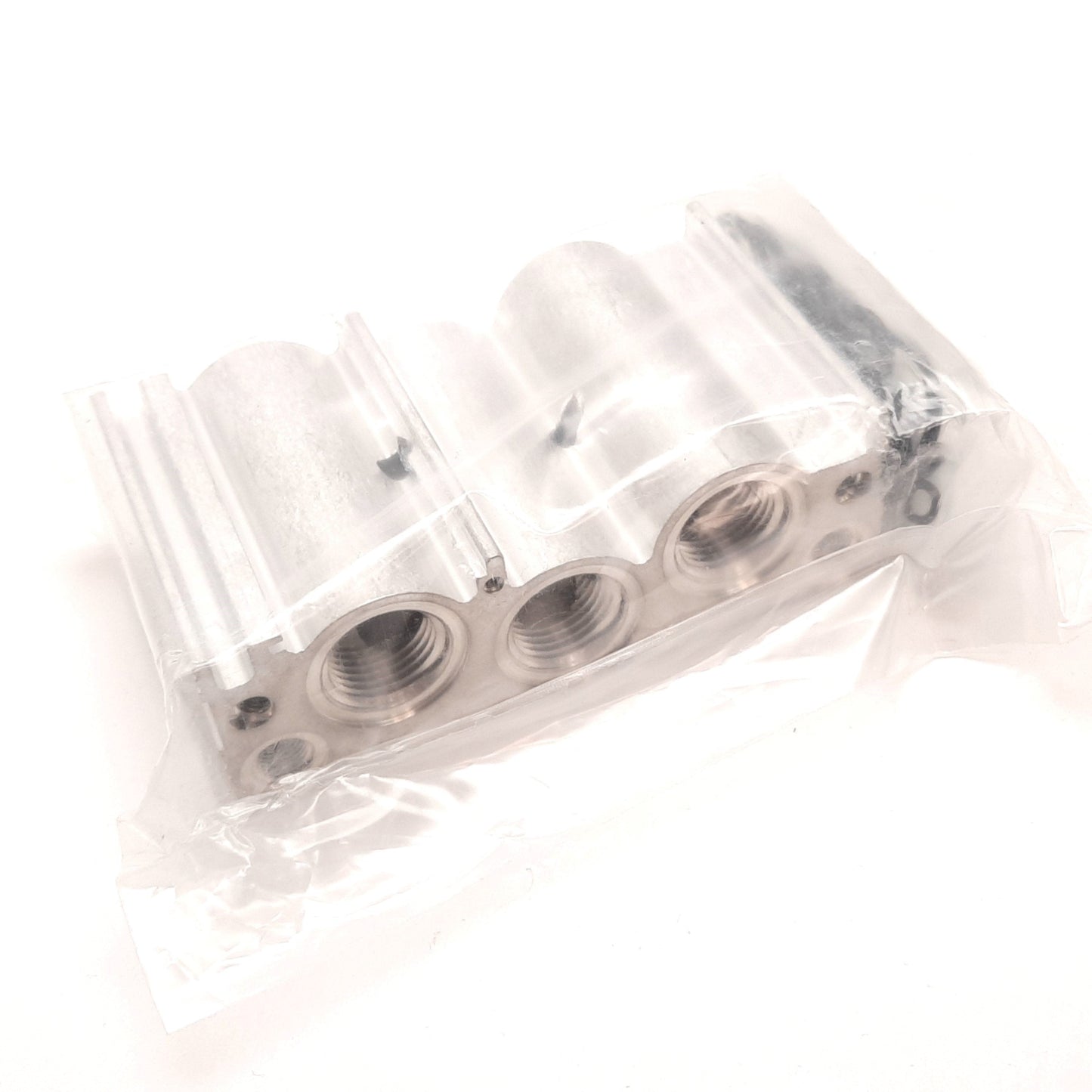 New Norgren 2221232 V62 Series Manifold Plate, 2-Station