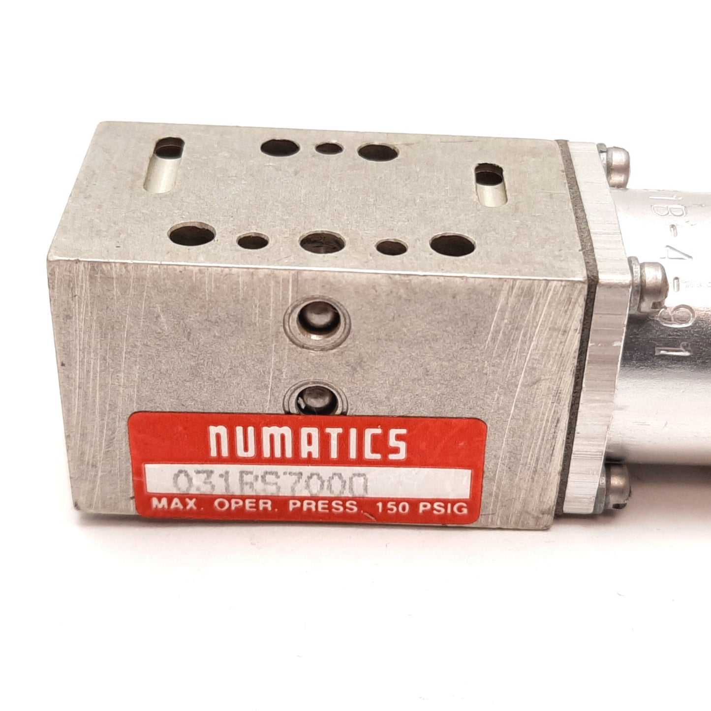 Used Numatics 031RS7000 Manifold Regulator, Input: 150psi Max, Output: 0-130psi