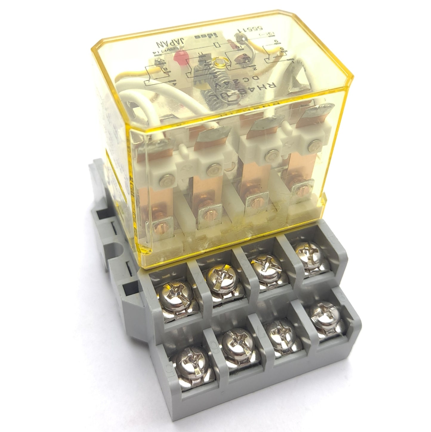 Used IDEC RH4B-UDC24V Relay 24VDC Coil, 240VAC, 10 Amp 4PDT 388Ohms w/ Socket