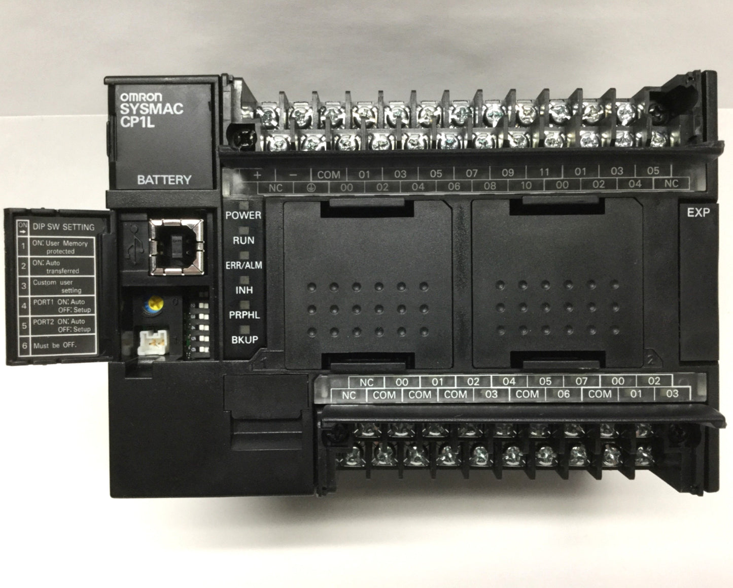Used Omron CP1L-M30DT-D Sysmac PLC Programmable Controller 18 IN /12 OUT NPN, 24VDC