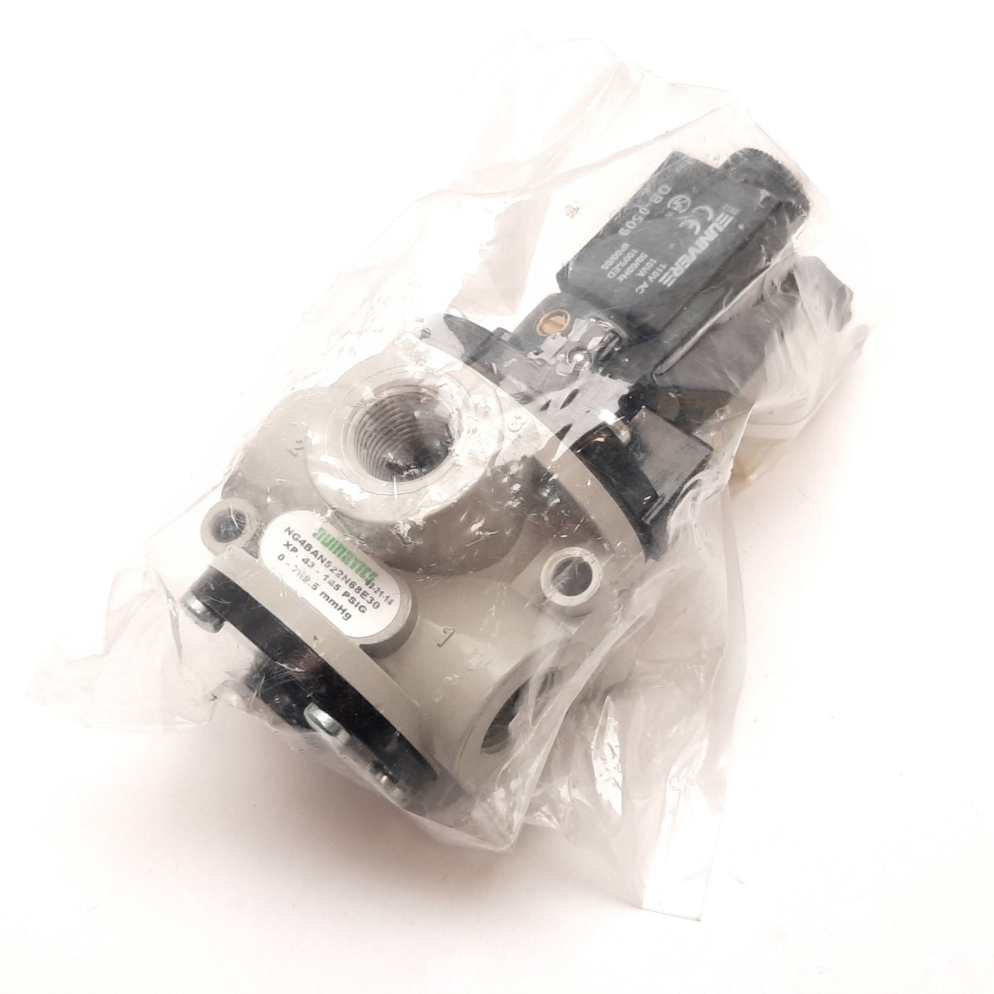 New Numatics NG4BAN522N68E30 Solenoid Poppet Valve, 2-Position 3-Port N/O, 1/2" NPT