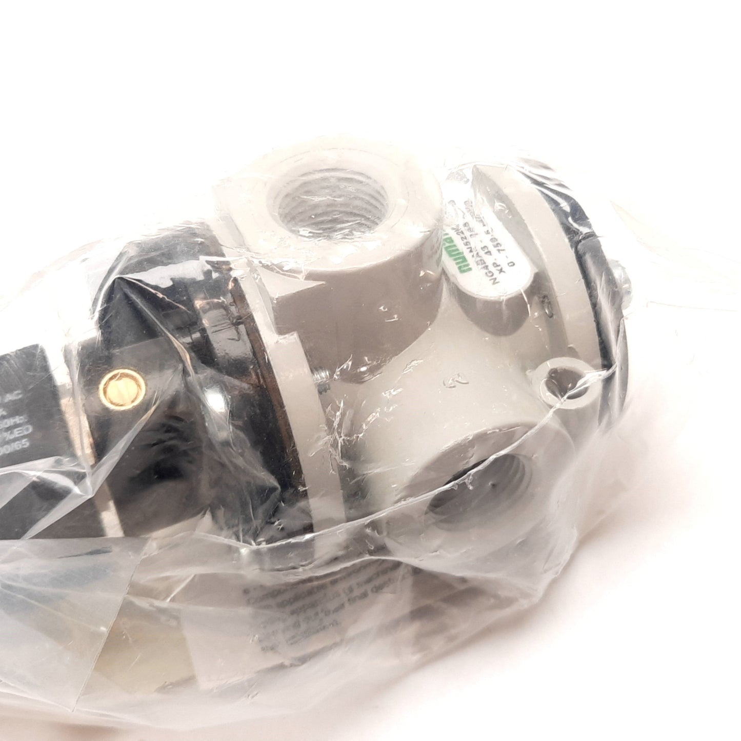 New Numatics NG4BAN522N68E30 Solenoid Poppet Valve, 2-Position 3-Port N/O, 1/2" NPT