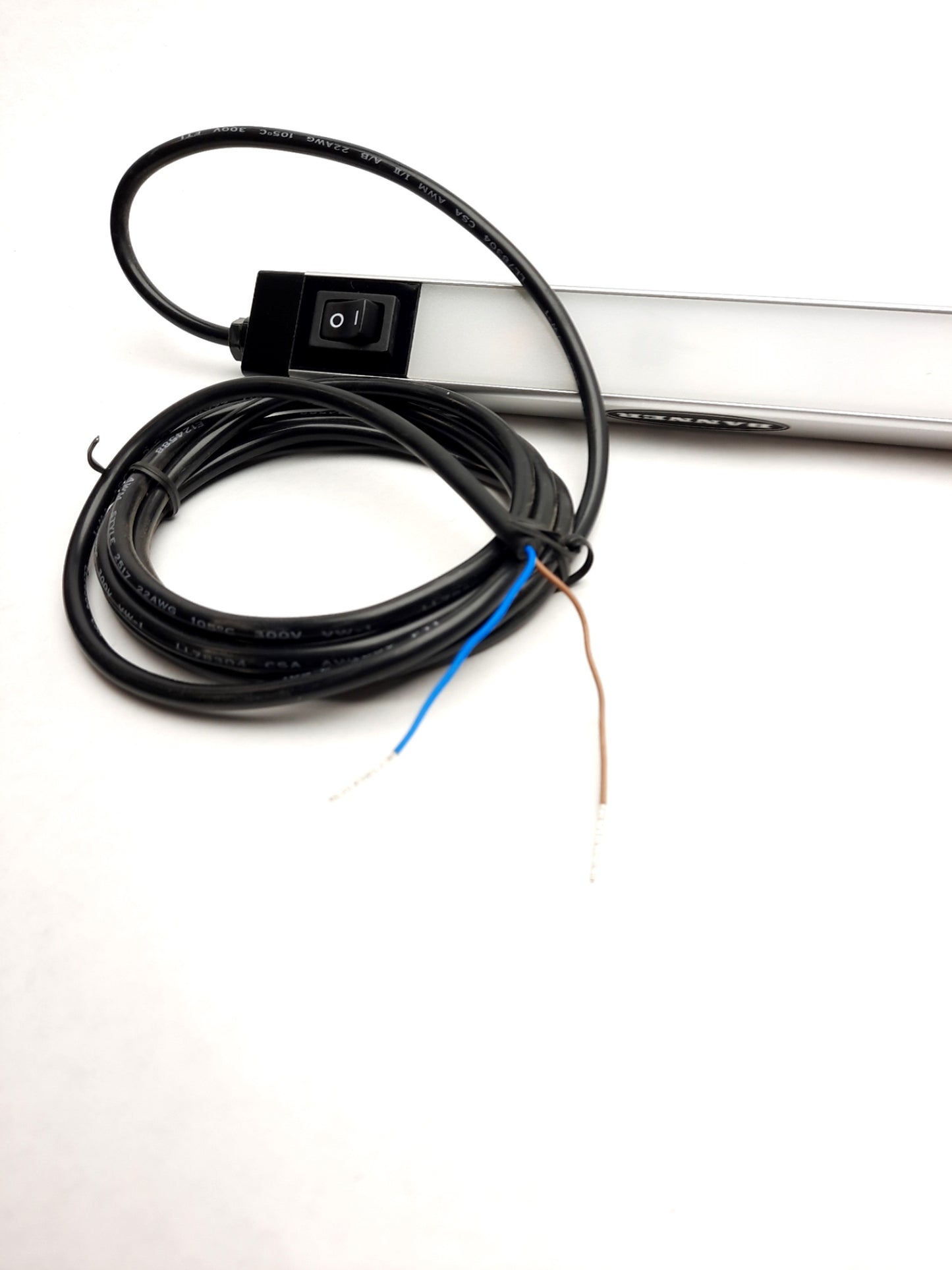 New Banner WLS28XWW710DXPB LED Light Strip, 710mm, 12-30v DC, IP50, Warm Light