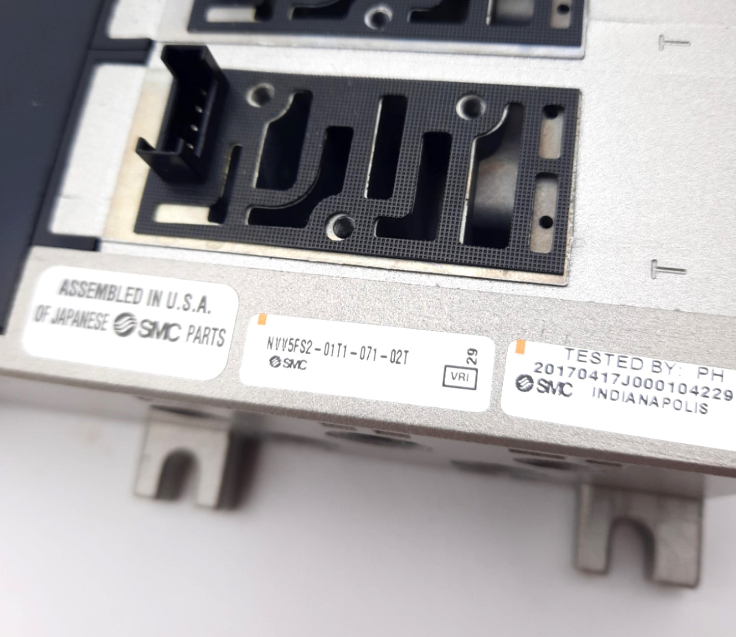 New SMC NVV5FS2-01T1-071-02T Pneumatic Manifold Plug In 7 Stations 1/8" NPT 1/4" NPT