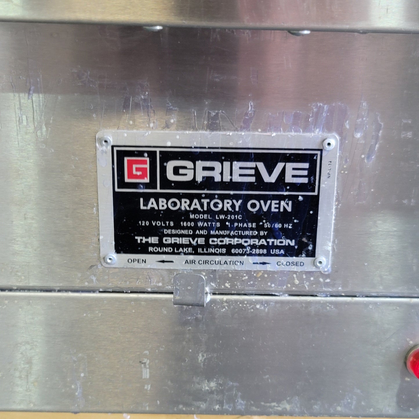 Used Grieve LW-201C Bench Top Laboratory Oven 2CuFt, 392°F Max, 120VAC, 1600W
