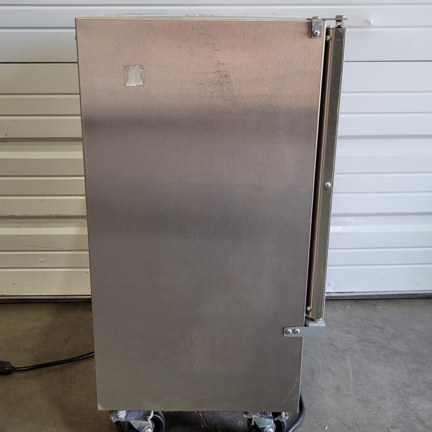 Used Grieve LW-201C Bench Top Laboratory Oven 2CuFt, 392°F Max, 120VAC, 1600W