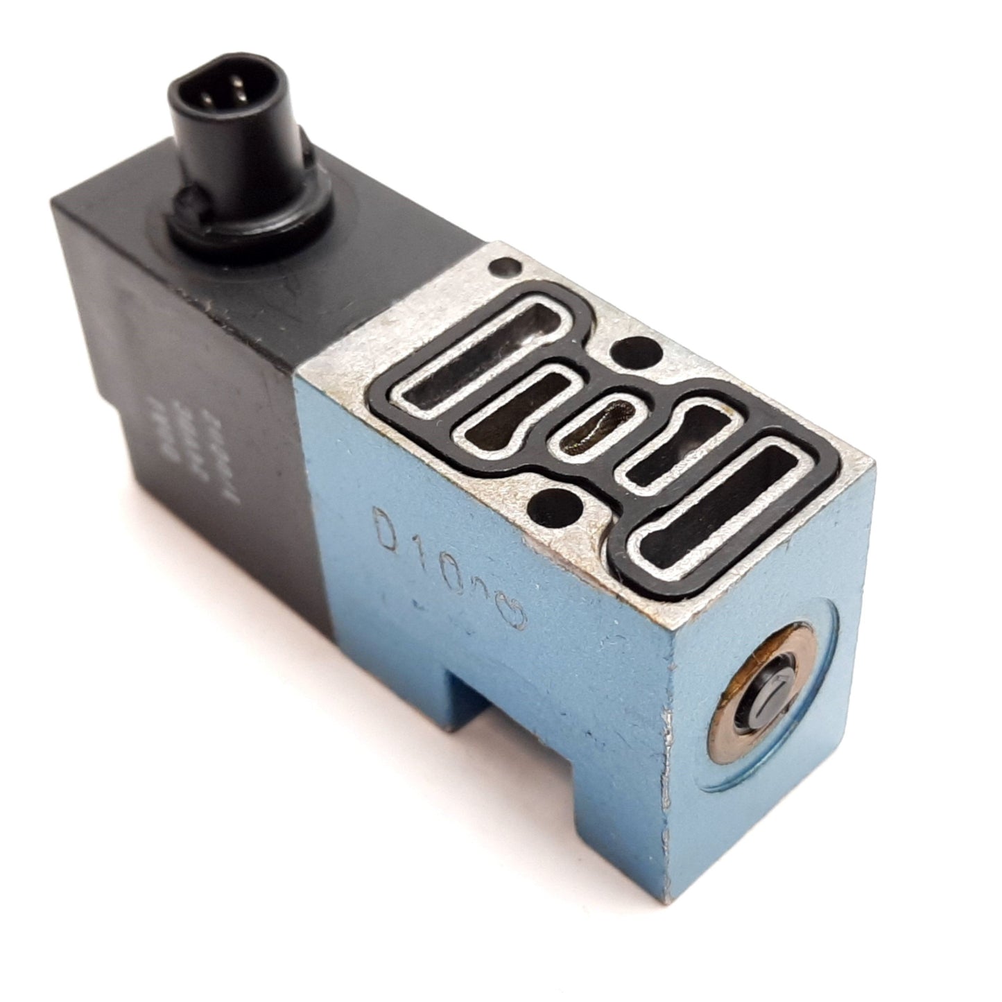 Used Mac 45A-M00-DDAJ-1FM Solenoid Valve, 2-Position 4-Port, 24VDC, Vacuum to 120psi